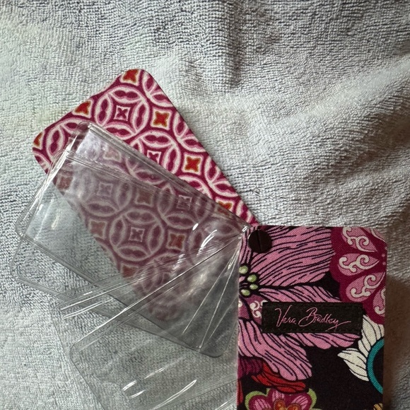Vera Bradley Multicolor Floral Card Holder - Picture 2 of 4